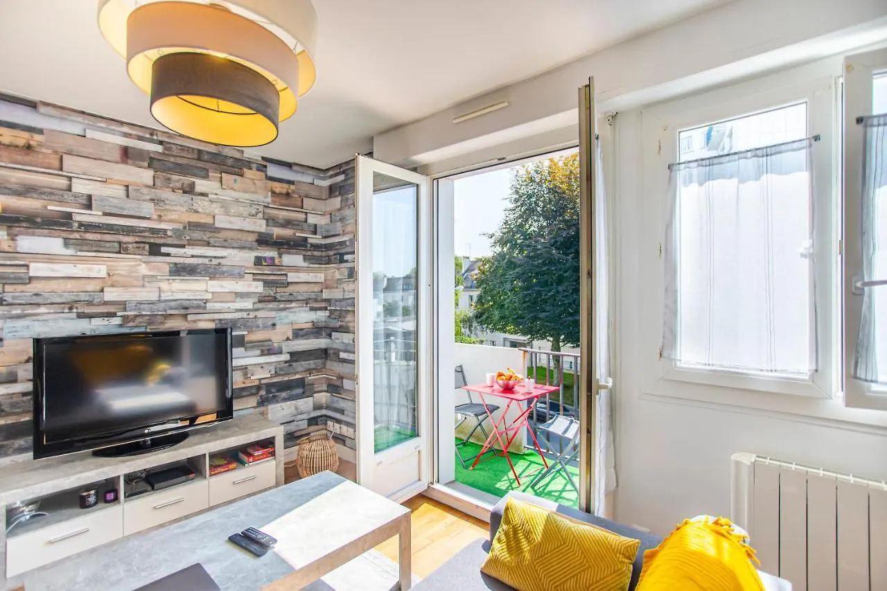 Lorient Hypercentre-Lumineux-Tout Confort-Balcon Apartamento